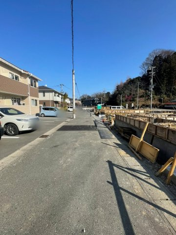 新築戸建・新築建売　いわき市平谷川瀬第2　平三小・平三中の前面道路含む現地写真|北側道路です！車通りも落ち着いているので安心してお過ごしいただける環境です
