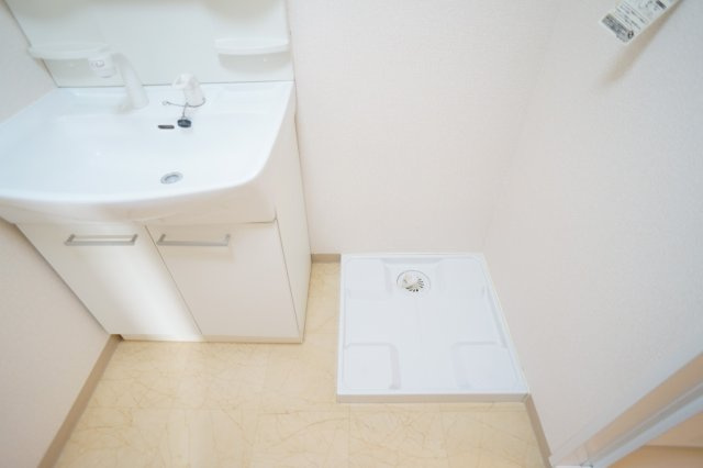 サニーイースト生駒の洗面所