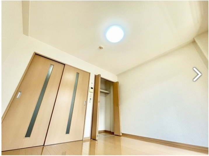 アンプルールフェール平野の内装