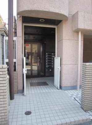 【エントランス】 | ベルコート四谷 | 落ち着いたエントランスです