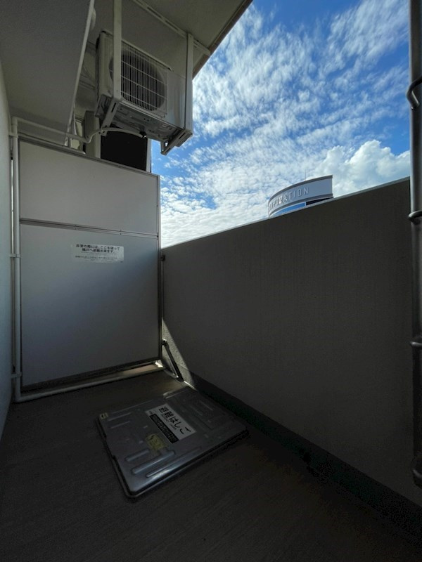 ＫＤＸレジデンス三宮のバルコニー