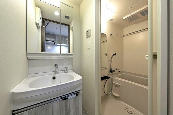 アステリ鶴舞テーセラの洗面所