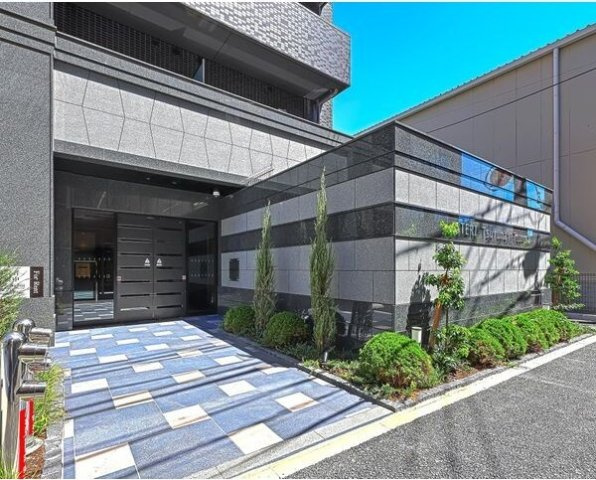 アステリ鶴舞テーセラのエントランス