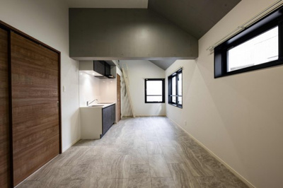 【居間・リビング】 | フェリエール南常盤台 | ゆったり過ごせるリビングです