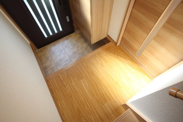 TERRACE　DAIZOの玄関|写真はイメージです。
色仕様は現状優先となります。