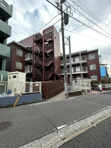 日吉ハイツの外観