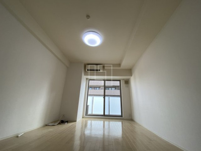 【居間・リビング】 | ドゥーエ立売堀 | ドゥーエ立売堀　洋室