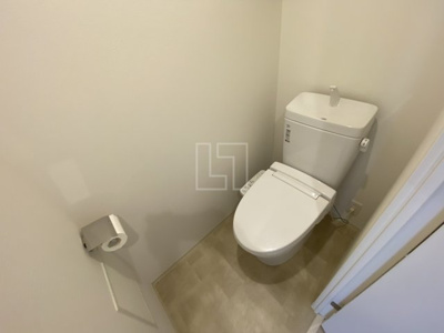 【トイレ】 | ドゥーエ立売堀 | ドゥーエ立売堀　温水洗浄便座