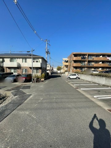 新築戸建・新築建売　いわき市平谷川瀬第2　平三小・平三中の前面道路含む現地写真|市街地が近くヨークベニマルなど買い物にも便利な立地になっています♪