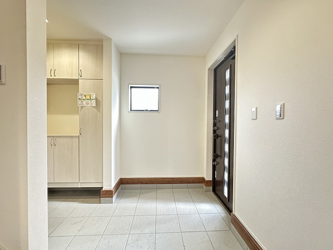 【玄関】 | 清瀬市下宿2丁目　新築一戸建住宅　全19棟　(志木本店)