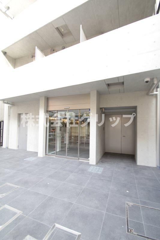 ZOOM川崎EASTのエントランス