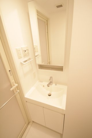 ZOOM川崎EASTの独立洗面台