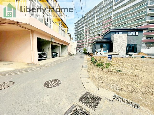 取手市井野台3丁目　新築戸建の前面道路含む現地写真