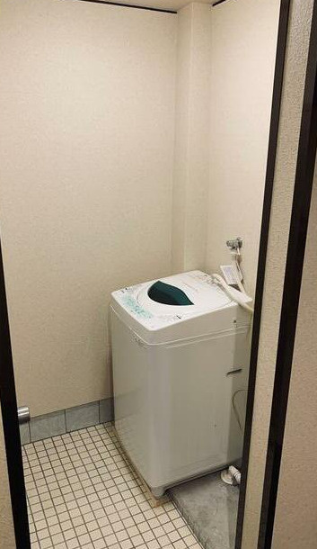 京都市下京区西側町の一戸建ての洗面所