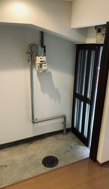 京都市下京区西側町の一戸建ての玄関