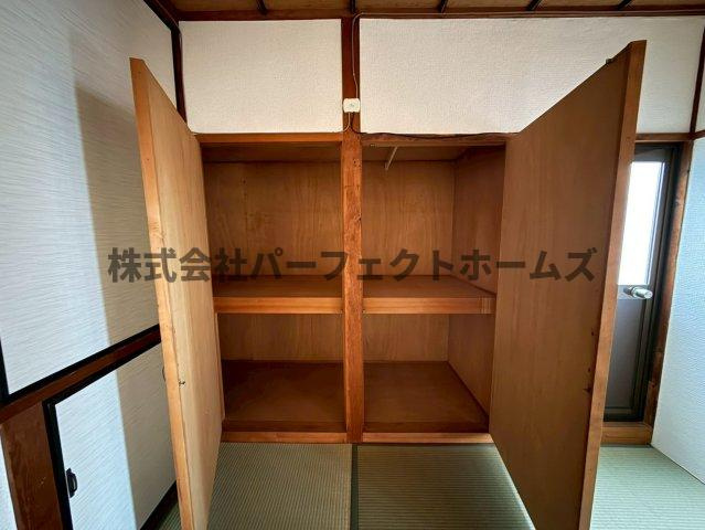 私市2丁目戸建　賃貸の収納|ちょっとした収納スペースも充実しています