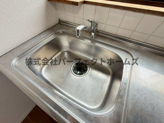 私市2丁目戸建　賃貸のキッチン|お料理しやすいキッチンです