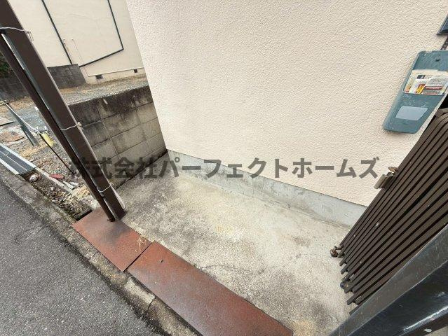 私市2丁目戸建　賃貸のその他|駐輪スペース