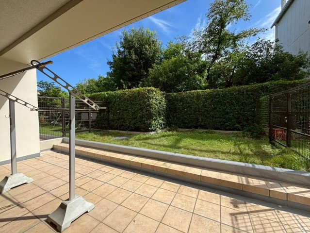 キチジョウジレジデンシアのバルコニー