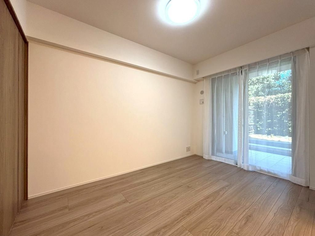 キチジョウジレジデンシアの洋室