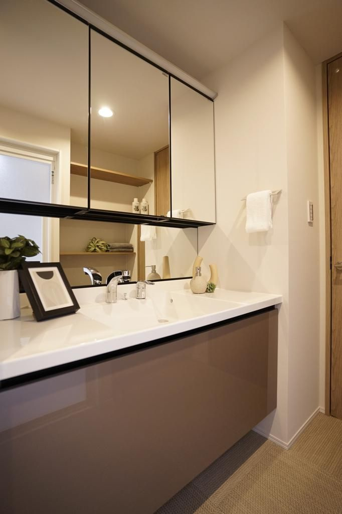 キチジョウジレジデンシアの独立洗面台