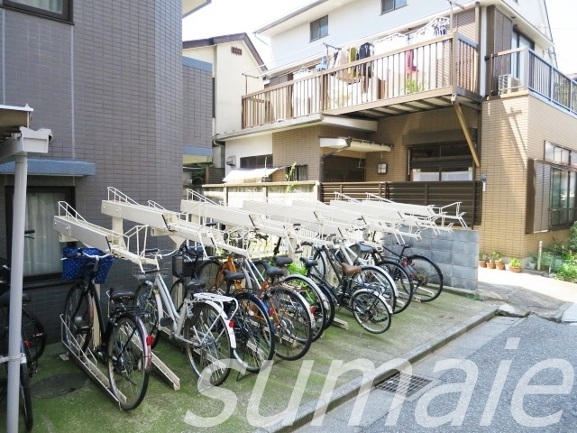 メインステージ十条のその他共用部分|自転車も置けますよ☆