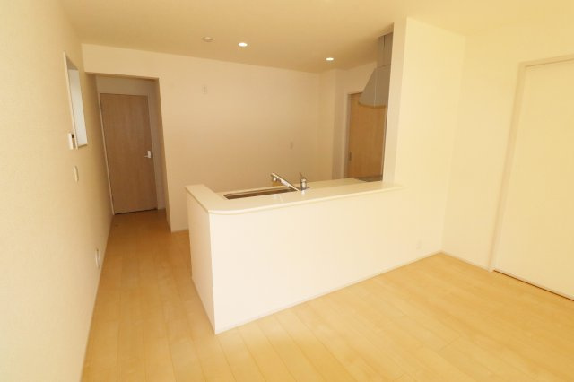 郡山市町東2丁目　　　2号棟　　　富田小学校、富田中学区　のキッチン