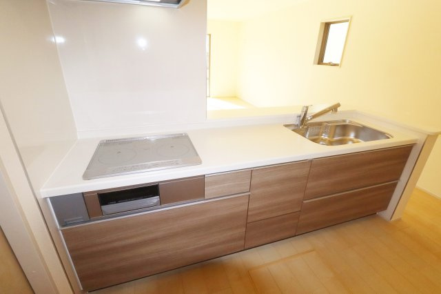 郡山市町東2丁目　　　2号棟　　　富田小学校、富田中学区　のキッチン