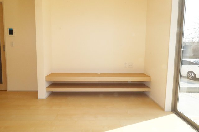 郡山市町東2丁目　　　2号棟　　　富田小学校、富田中学区　の居間・リビング