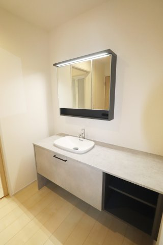 郡山市町東2丁目　　　2号棟　　　富田小学校、富田中学区　の洗面所