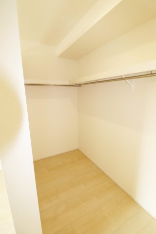 郡山市町東2丁目　　　2号棟　　　富田小学校、富田中学区　の収納