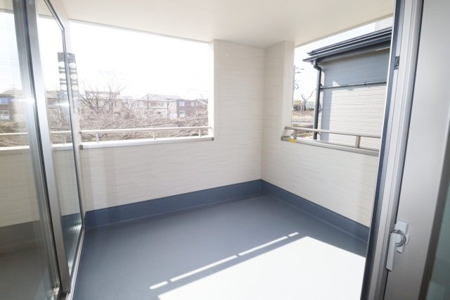 郡山市町東2丁目　　　2号棟　　　富田小学校、富田中学区　のバルコニー