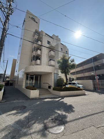 サーパス桂公園の外観