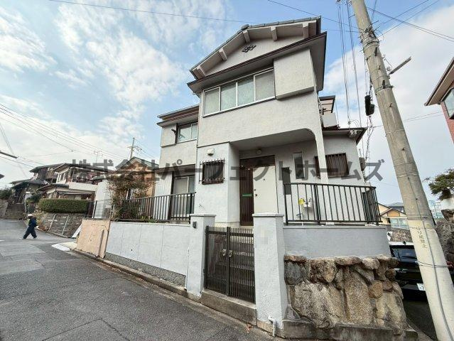 山之上1丁目戸建　賃貸のエントランス|エントランスです