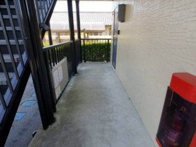 【ロビー】 | ハイスタンダード | 落ち着いたロビーです