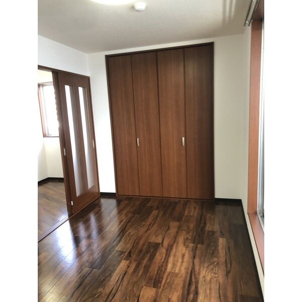 KAMITANI Ⅲ BLDの居間・リビング