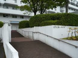 OTC第一ハイツのエントランス