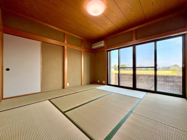 坂井市春江町中筋　中古住宅♪