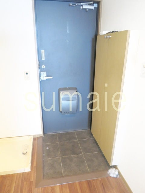 ギャラリー２１３３の玄関|シューズボックスが付いてる玄関です！