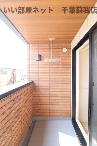 ウルルⅠのバルコニー|洗濯物もよく乾きそうな、陽当たり良好なバルコニーです！