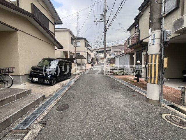 東倉治4丁目　新築一戸建ての前面道路含む現地写真|■物件内覧・資金計画相談・住宅ローン相談、リフォーム相談、お問合せ受付中■
※当日・翌日のご内覧、ご相談はお電話でのお問合せがスムーズです！