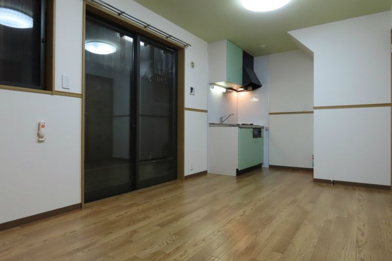 ローリ・ポーリ十条の居間・リビング