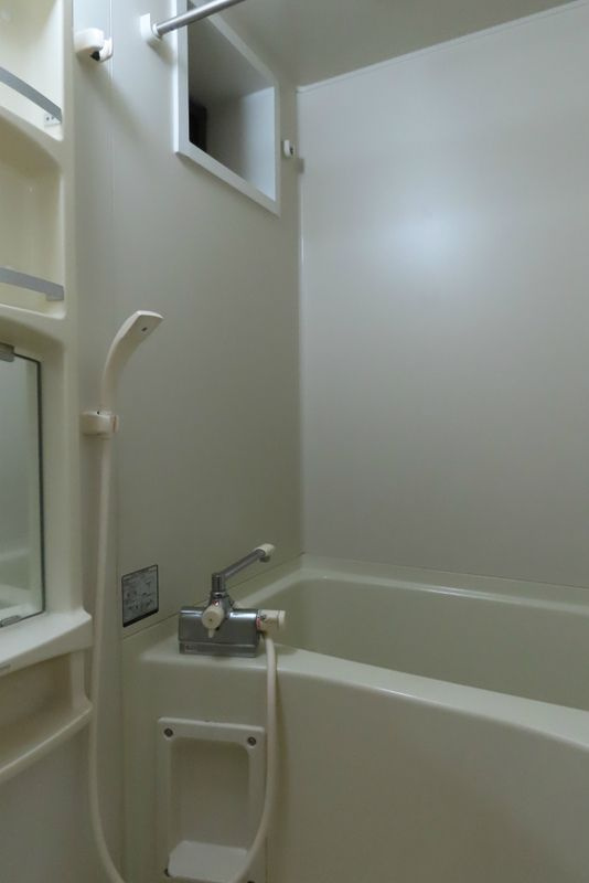 ローリ・ポーリ十条の浴室