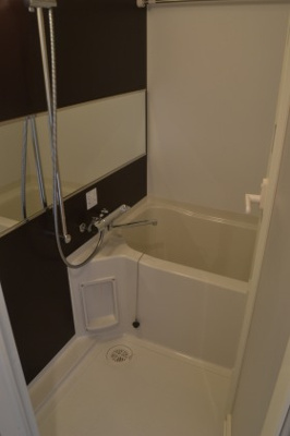 【浴室】 | レオンコンフォート難波サウスゲート | お風呂で日々の疲れを落としましょう