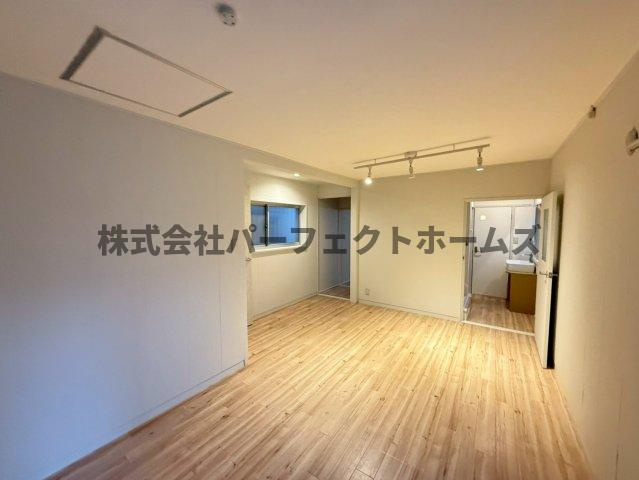 南楠葉2丁目戸建　賃貸の居間・リビング|リビングです