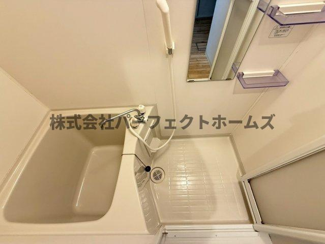 南楠葉2丁目戸建　賃貸の浴室|落ち着いた空間のお風呂です