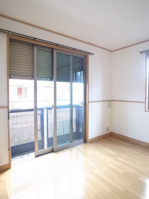 【バルコニー】 | エクセル8 | あると嬉しい防犯シャッター！