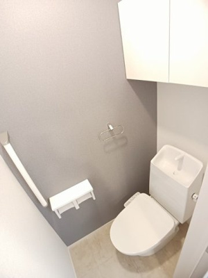 【トイレ】 | エテルノ木ノ本Ａ | コンパクトで使いやすいトイレです