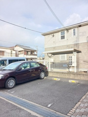 【駐車場】 | ペスカ・砂山 | カースペースがあります