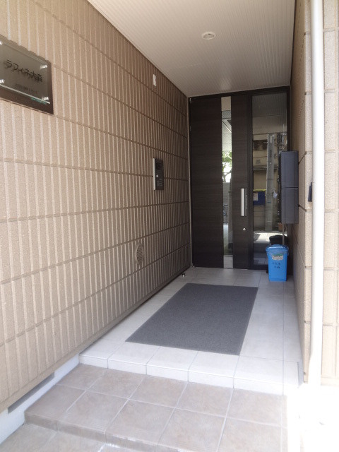 ラフィネ大森のエントランス|オートロック付
